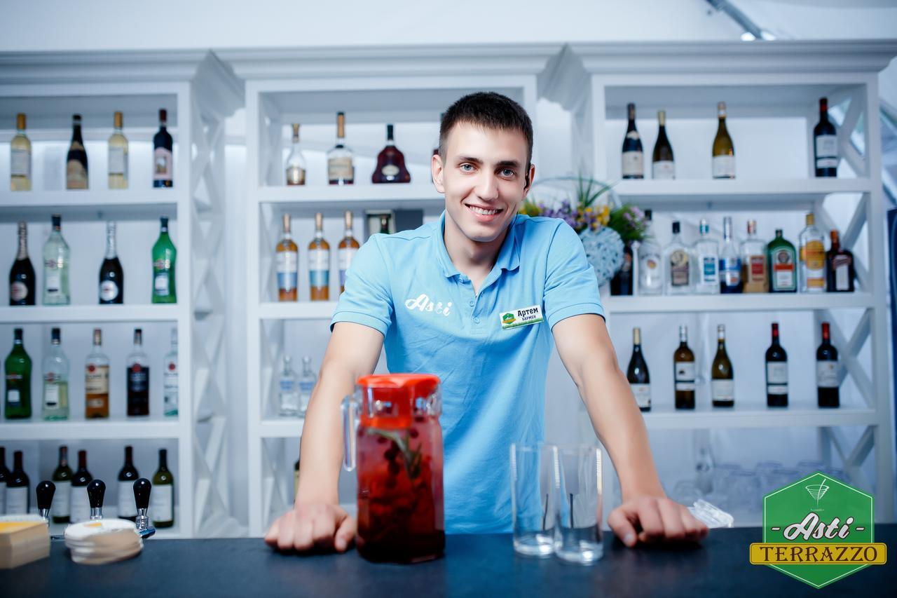 Park Hotel Karaganda Bagian luar foto